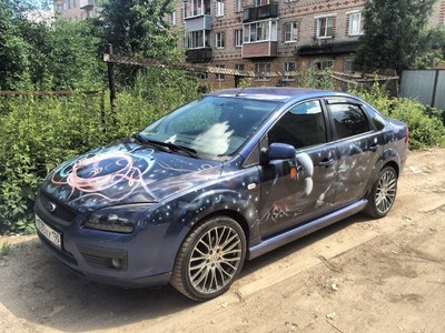 Космическая аэрография на Форд Фокус