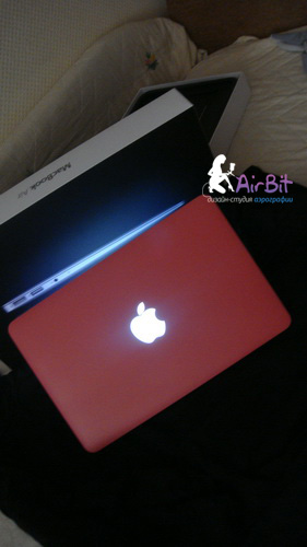 Розовый macbook